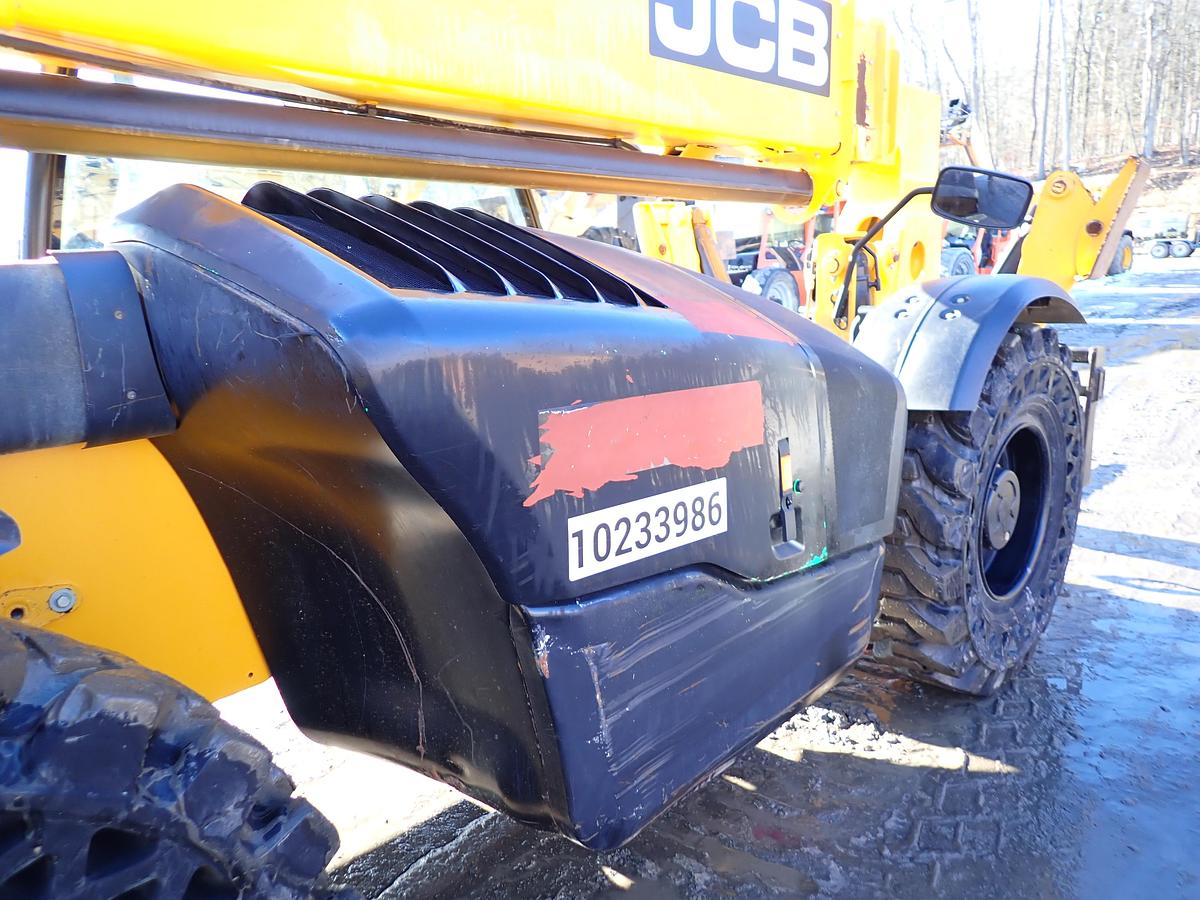 Used 2018 JCB 510-56 10K Telehandler