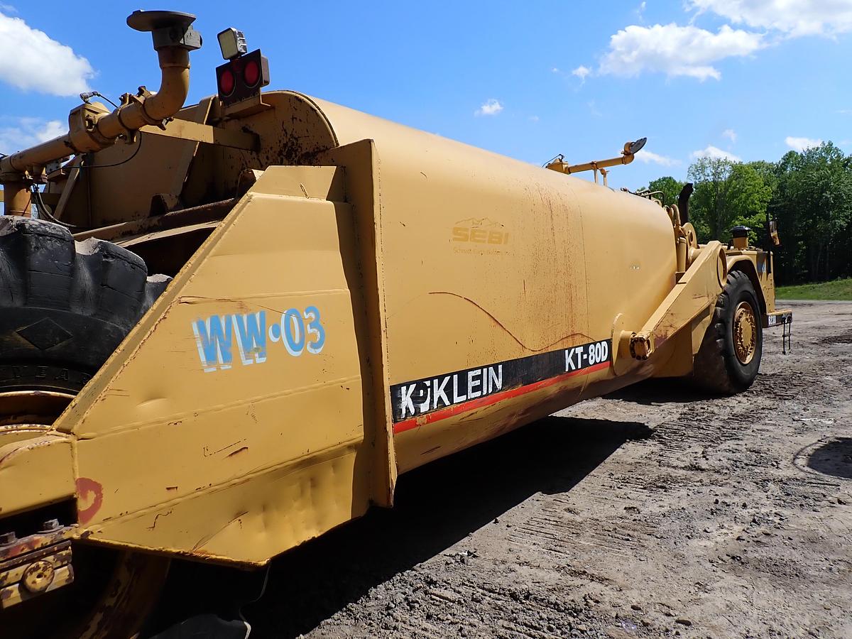Used CAT 623B 8000 Gallon Water Wagon