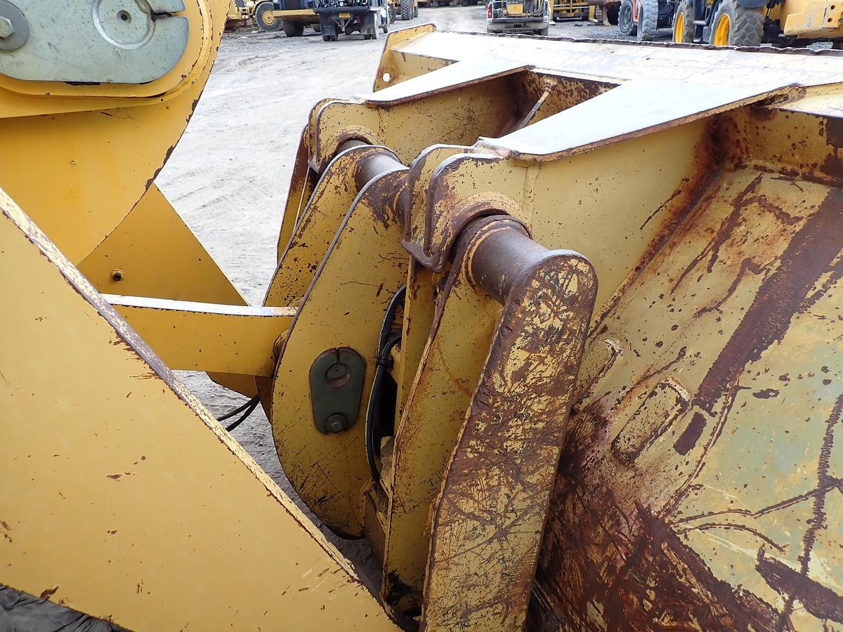 Used 2001 John Deere 624H Wheel Loader