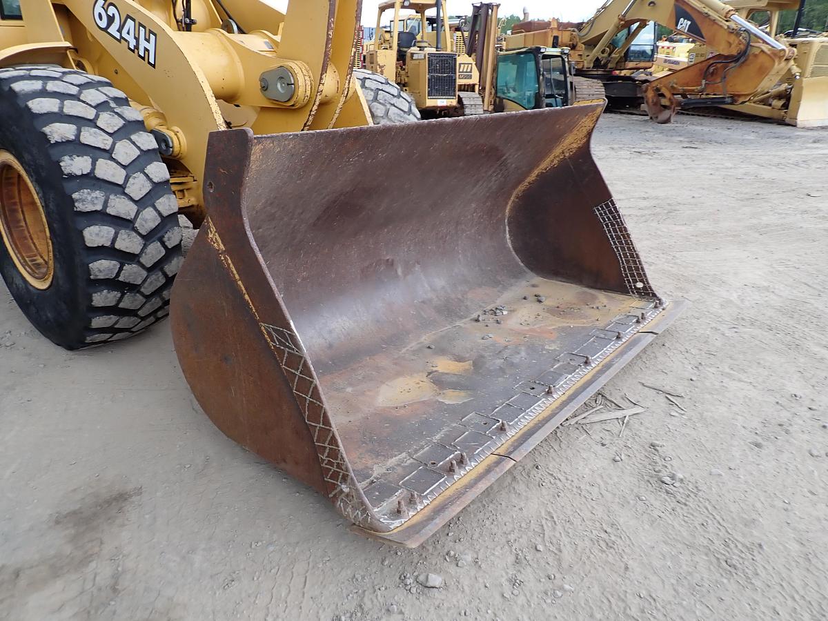 Used 2001 John Deere 624H Wheel Loader