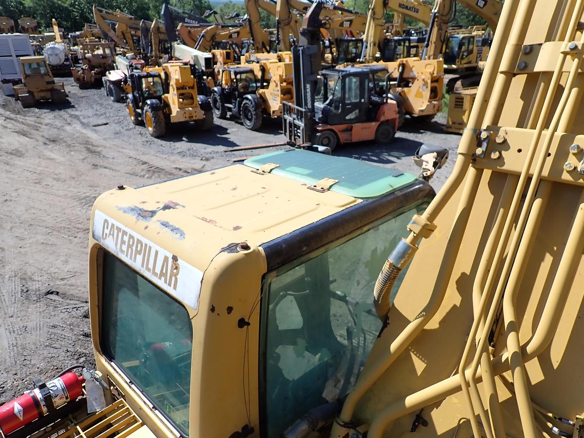 Used 2004 CAT 330CL Hydraulic Excavator