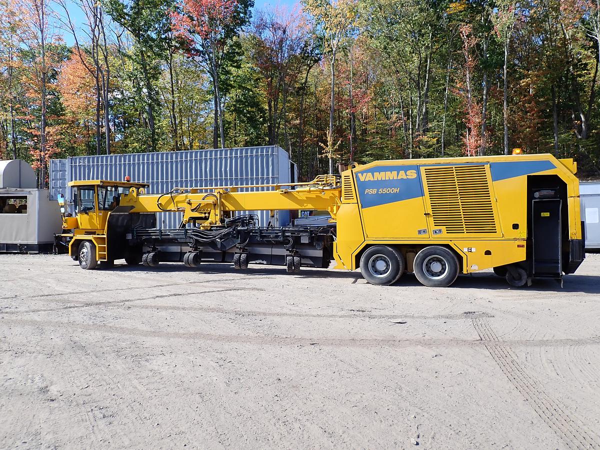 Used 2001 Vammas PSB 5500H Airport Runway Sweeper 