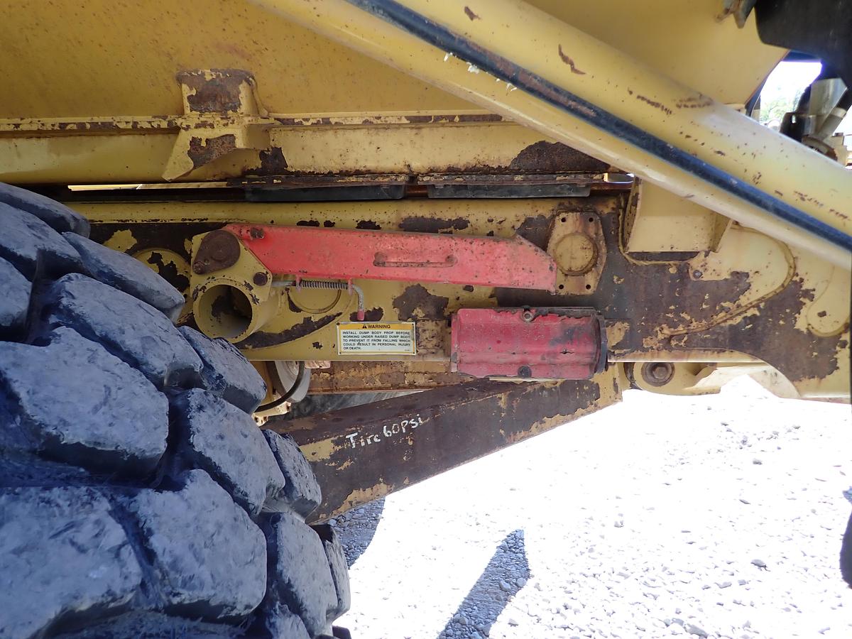 Used 2004 CAT 735 Articulated Haul Truck