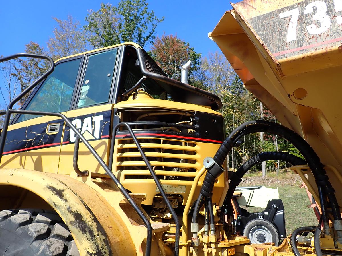 Used 2004 CAT 735 Articulated Haul Truck