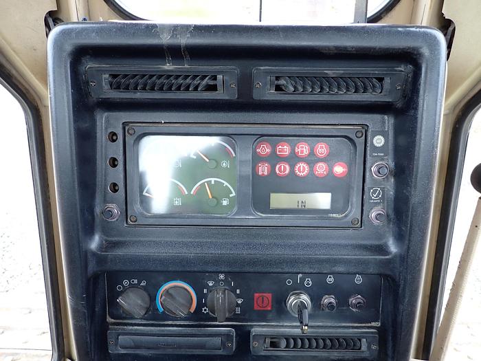 Used 2002 CAT D6M XL