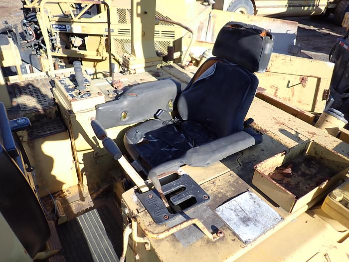 Used 1999 Caterpillar 561M