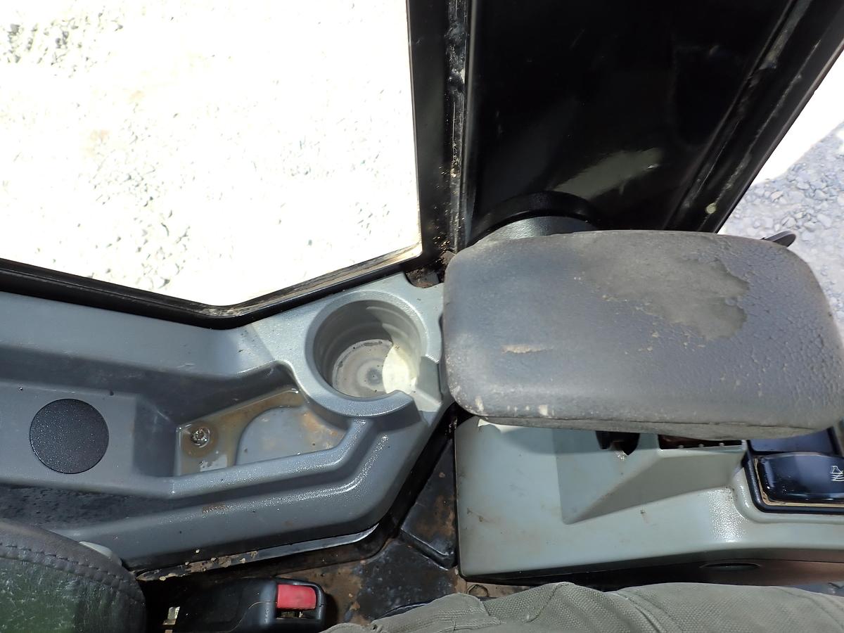 Used 2016 CAT 304E2 CR Mini Excavator HYDRAULIC THUMB!