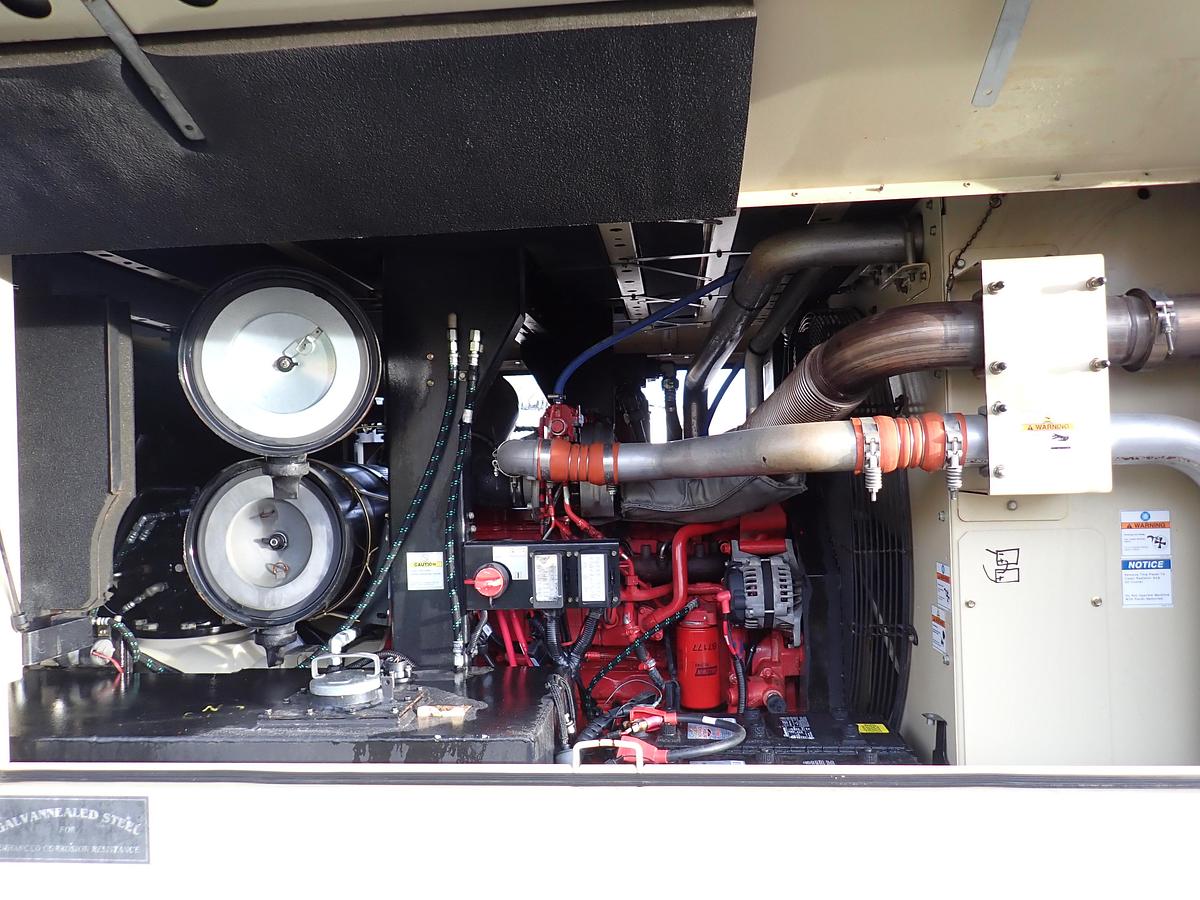 Used 2014 Doosan HP750WCU IQ 750 CFM Air Compressor