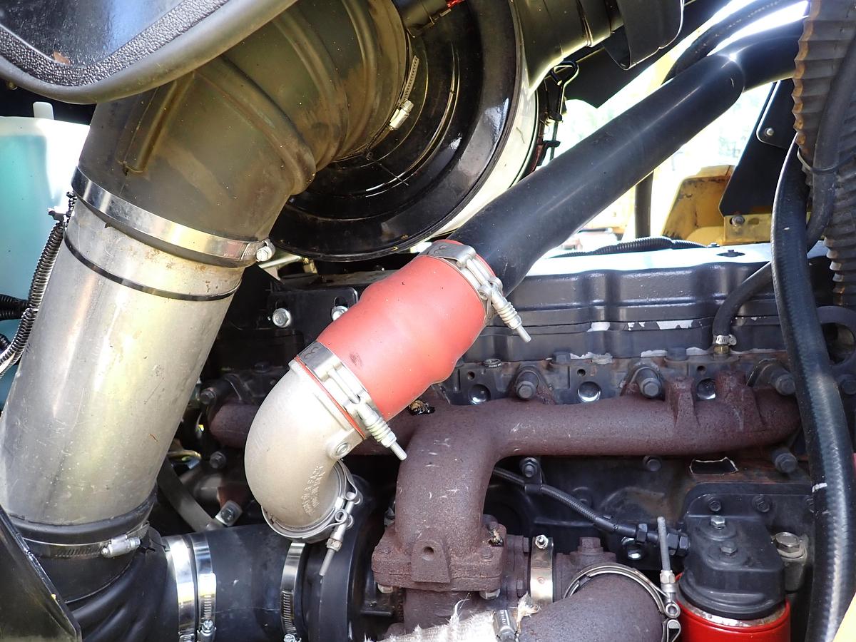 Used 2015 Hoist P300 30,000 Lb Forklift LOW HOURS!