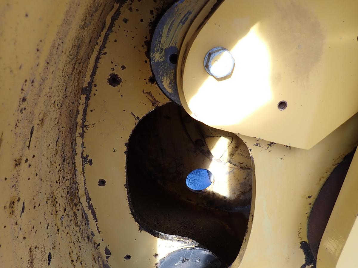 Used 2015 CAT CB64 Double Drum Roller