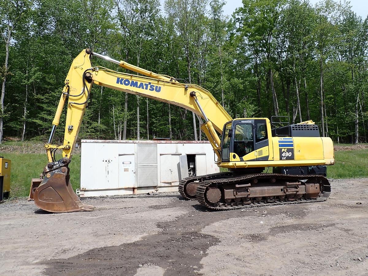 Used 2013 Komatsu PC490LC-10 Excavator 
