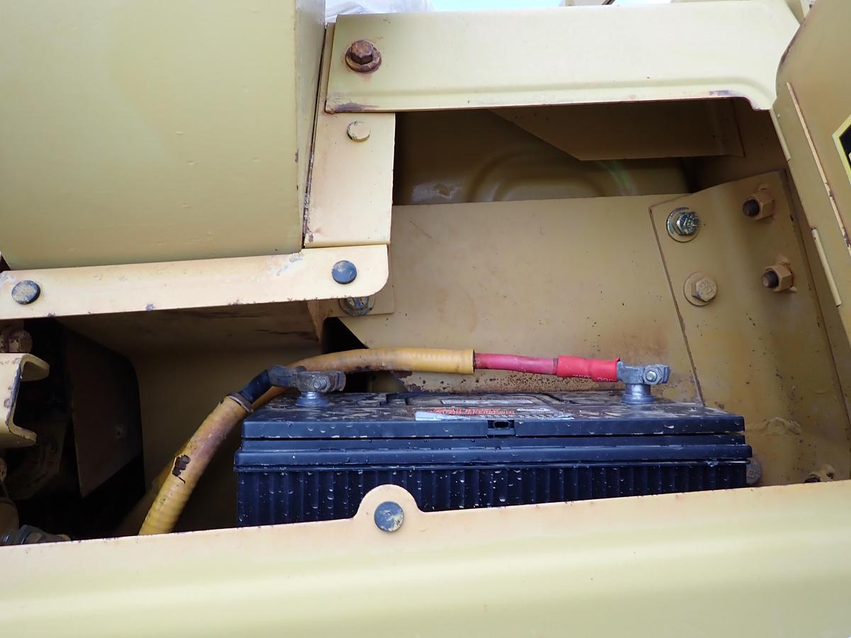 Used 1989 CAT D4H Series II Crawler Dozer 