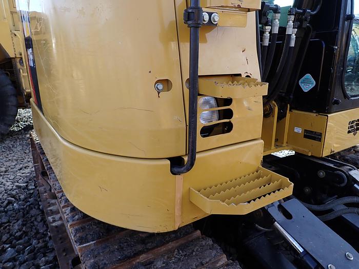 Used 2019 CAT 315F LCR