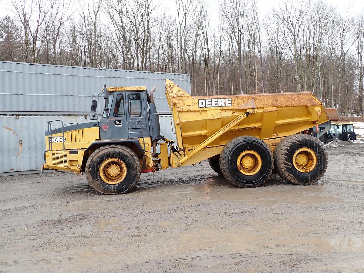 Used 2000 John Deere 300C Articulated Haul Truck