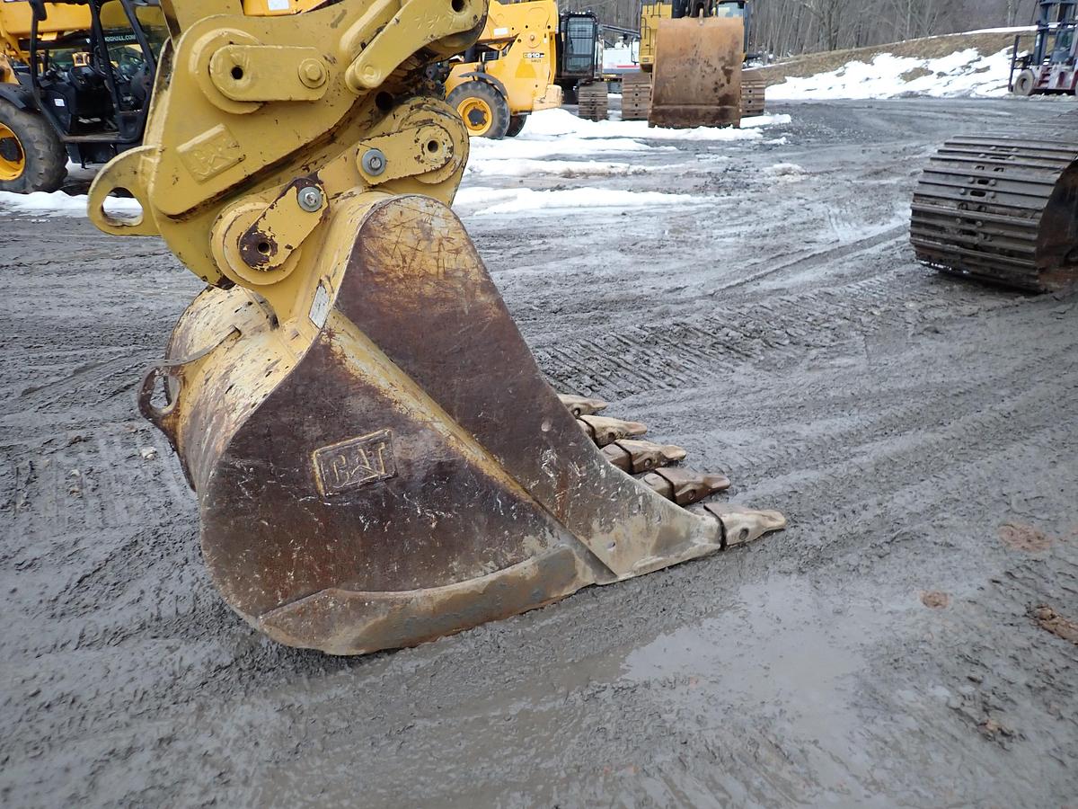 Used 2017 CAT 335F LCR Hydraulic Excavator w/ PROGRESSIVE THUMB!