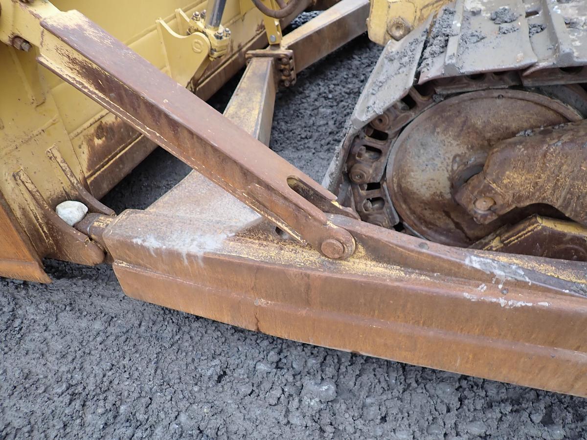 Used 2004 CAT D6R XL II