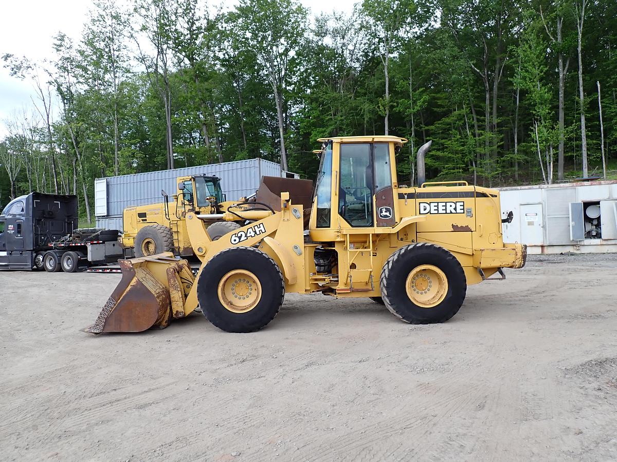 Used 2001 John Deere 624H Wheel Loader