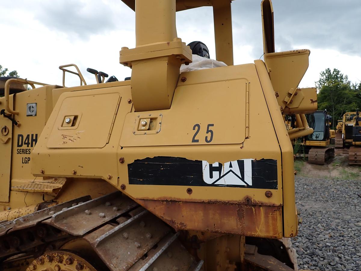 Used 1989 CAT D4H Series II Crawler Dozer 
