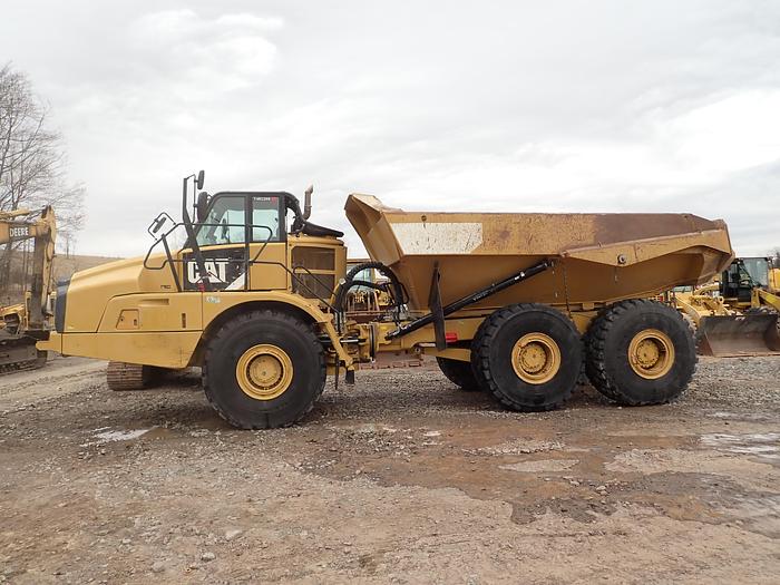 Used 2013 Caterpillar 740B Articulated Haul Truck w/ TAILGATE!