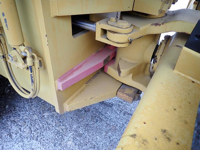 Used 2007 Caterpillar CS-563E Vibratory Compactor