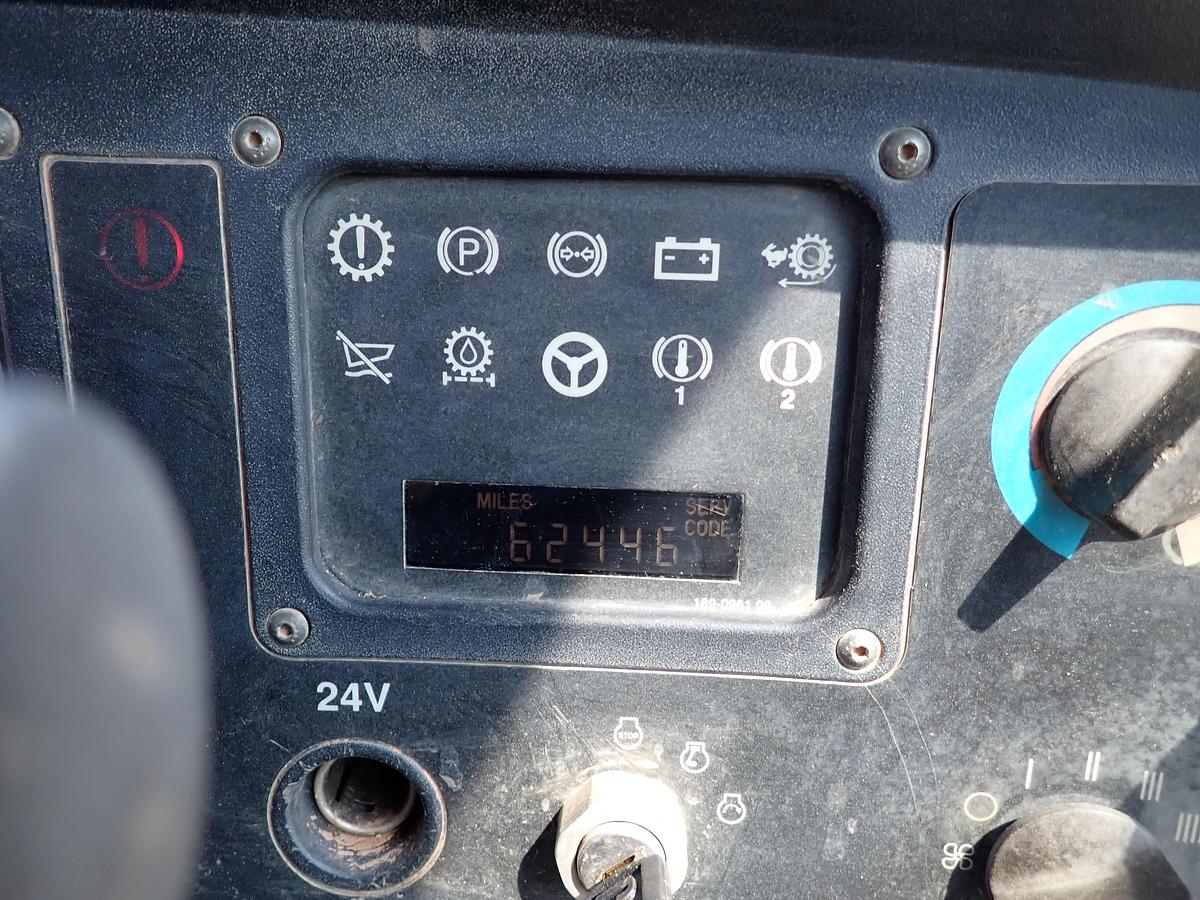 Used 2003 CAT 735