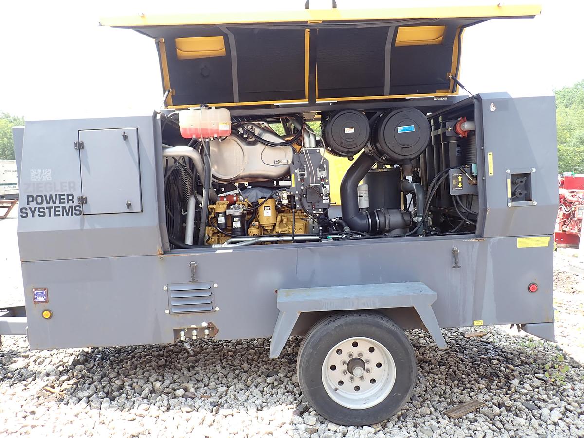 Used 2020 Atlas Copco XAS950CD8 950 CFM Air Compressor 842 HOURS