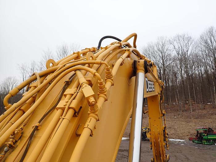Used 2004 John Deere 600C LC Excavator