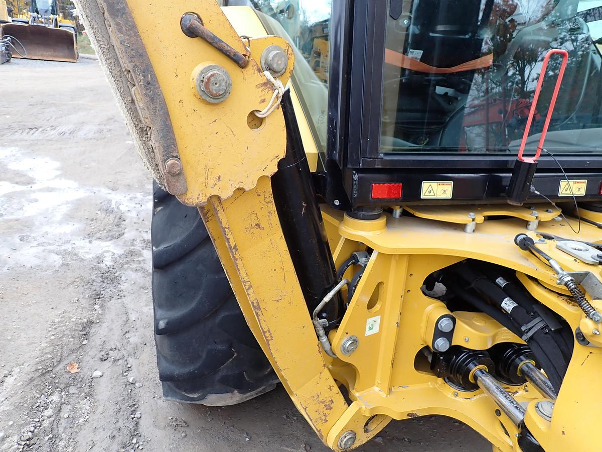 Used 2022 CAT 420 XE Backhoe Loader 