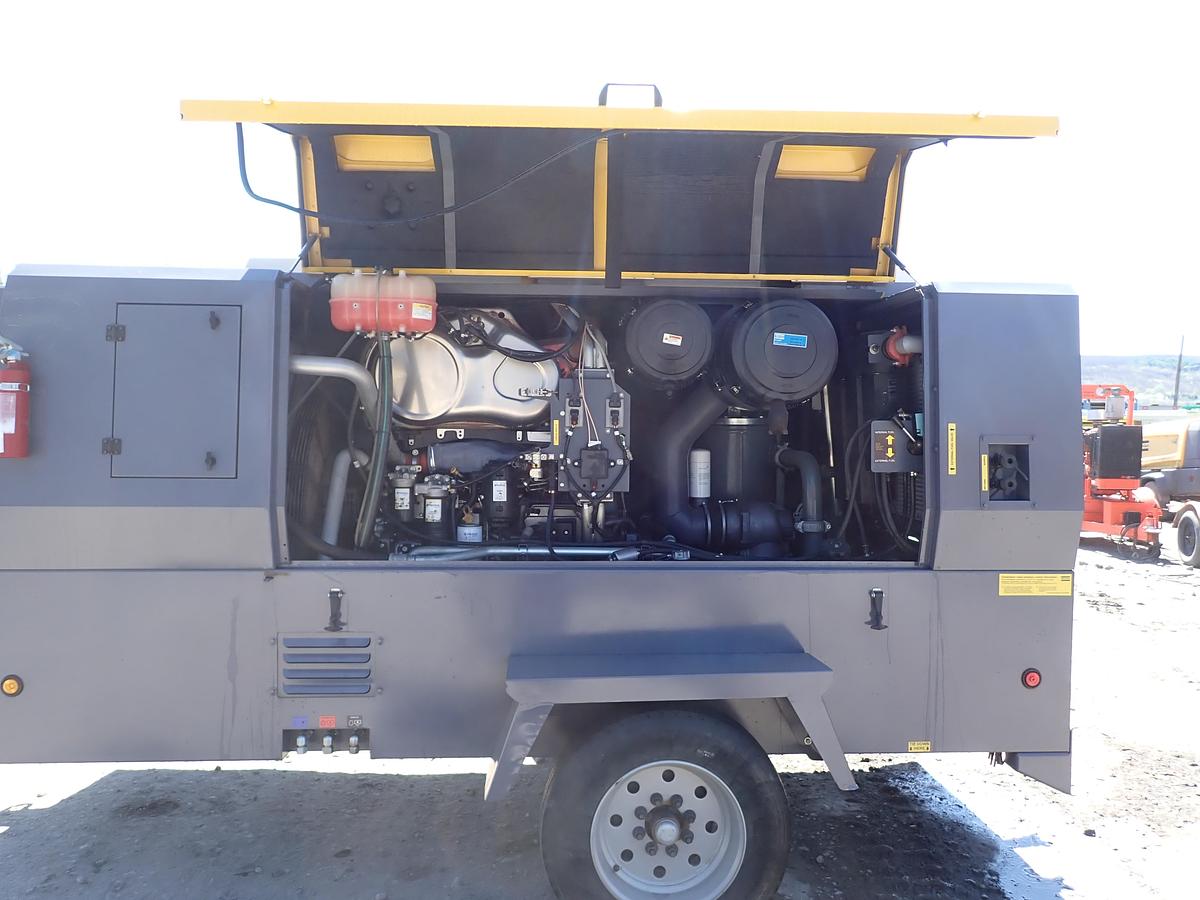Used 2020 Atlas Copco XAS950 PD8 950 CFM Air Compressor