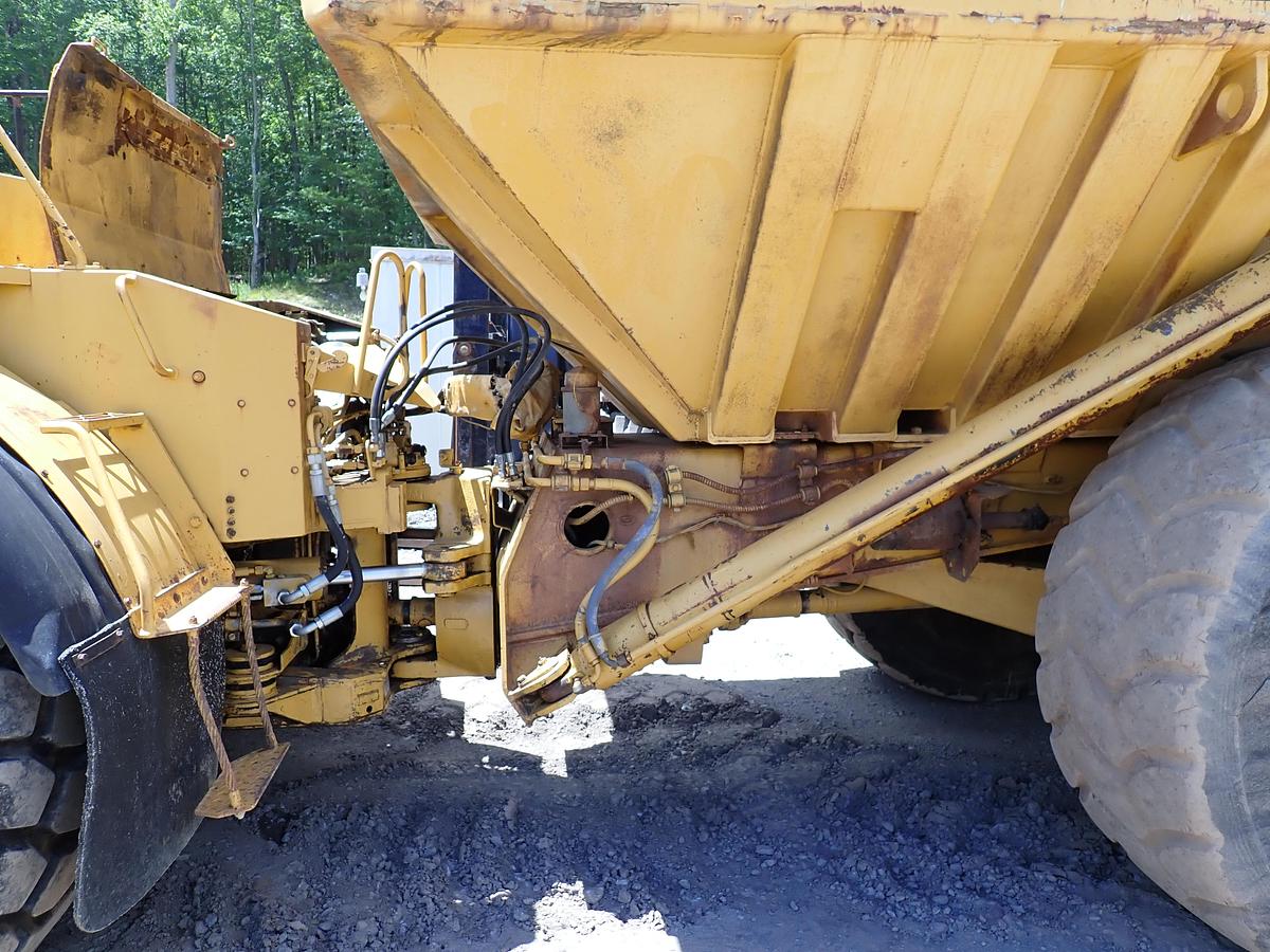 Used 1991 CAT D350D Articulated Haul Truck