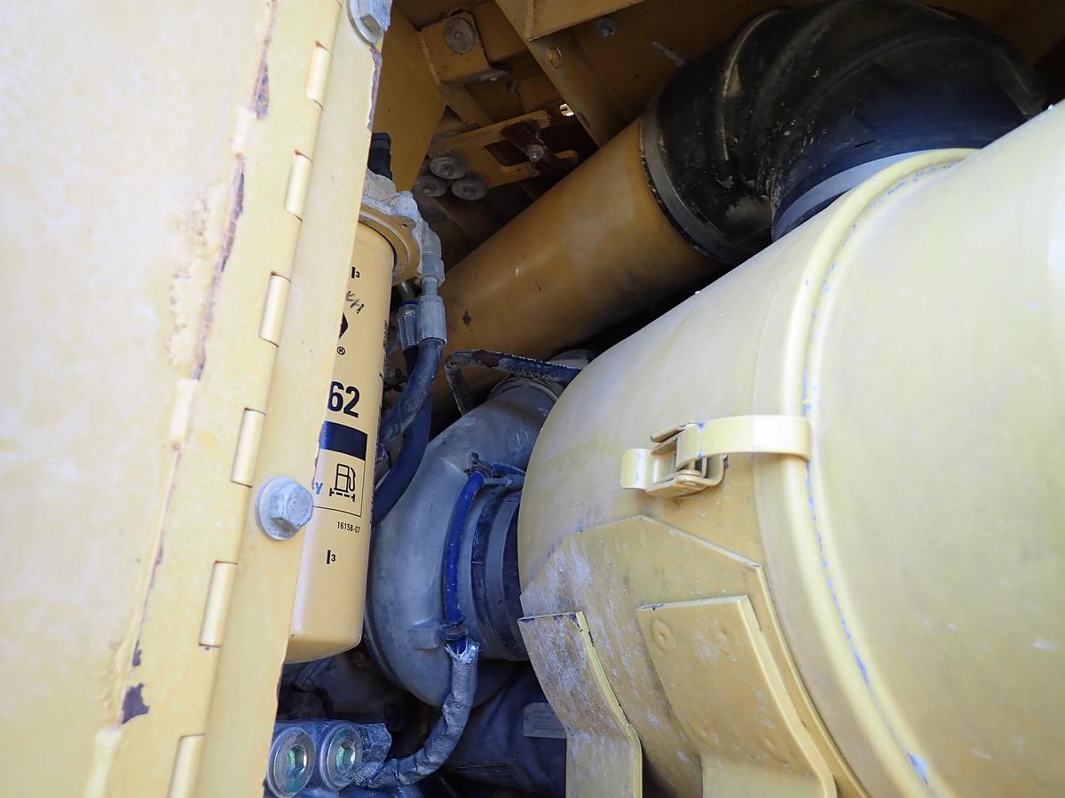 Used 2007 CAT 621G Motor Scraper