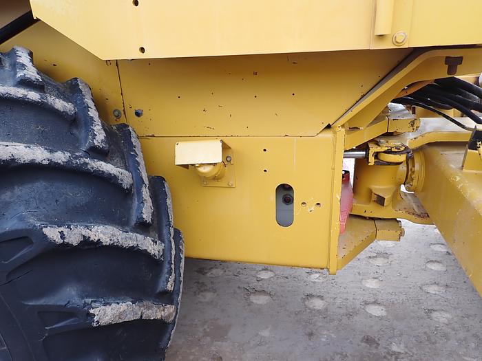 Used 2007 CAT CP-563E Padfoot Compactor