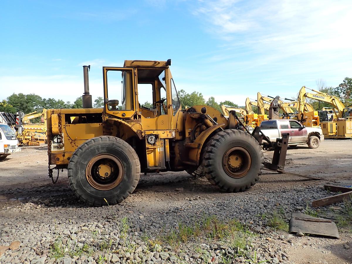Used 1976 CAT 950 Wheel Loader w/ FORKS