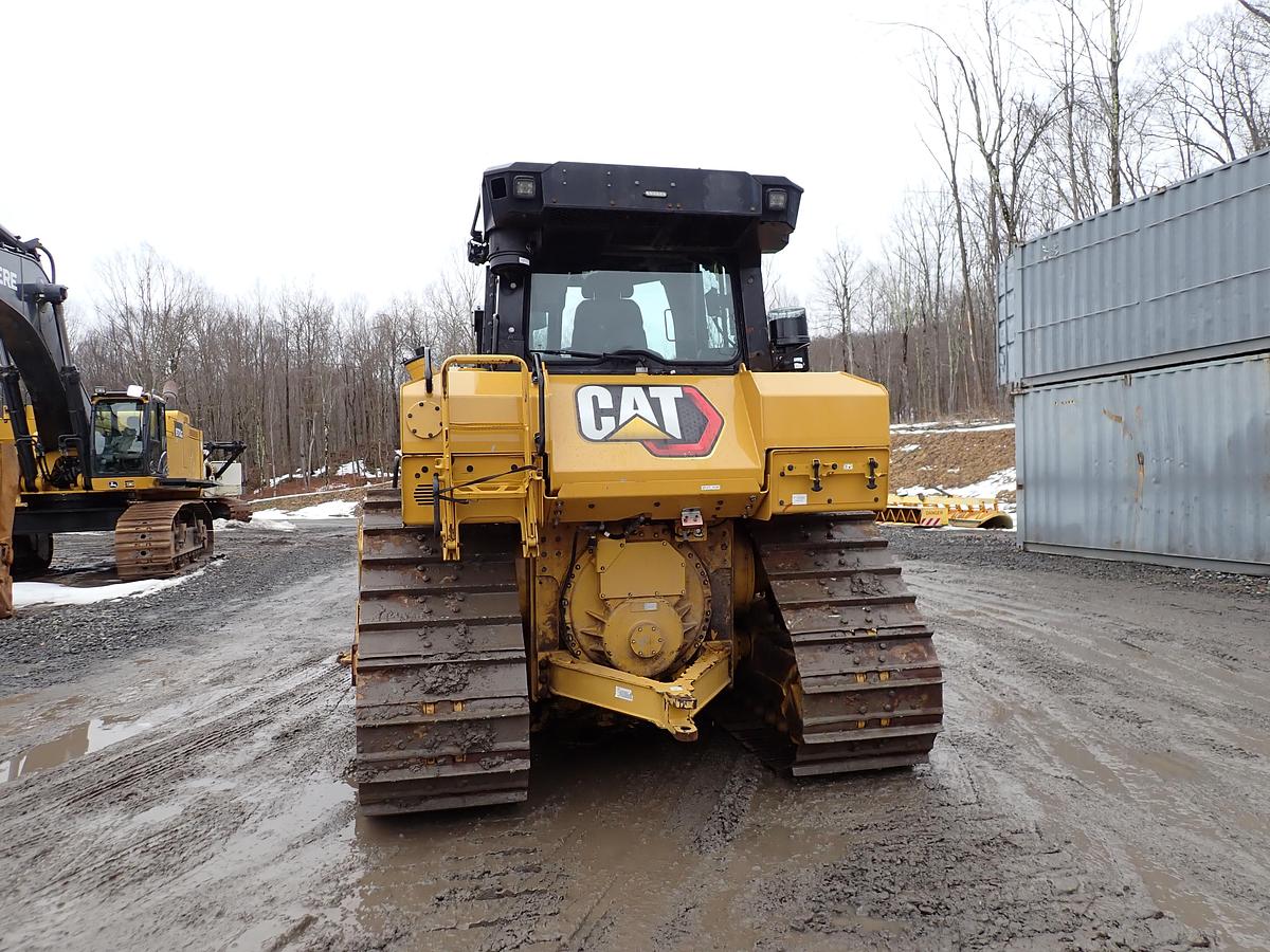 Used 2022 CAT D6 LGP Crawler Dozer 