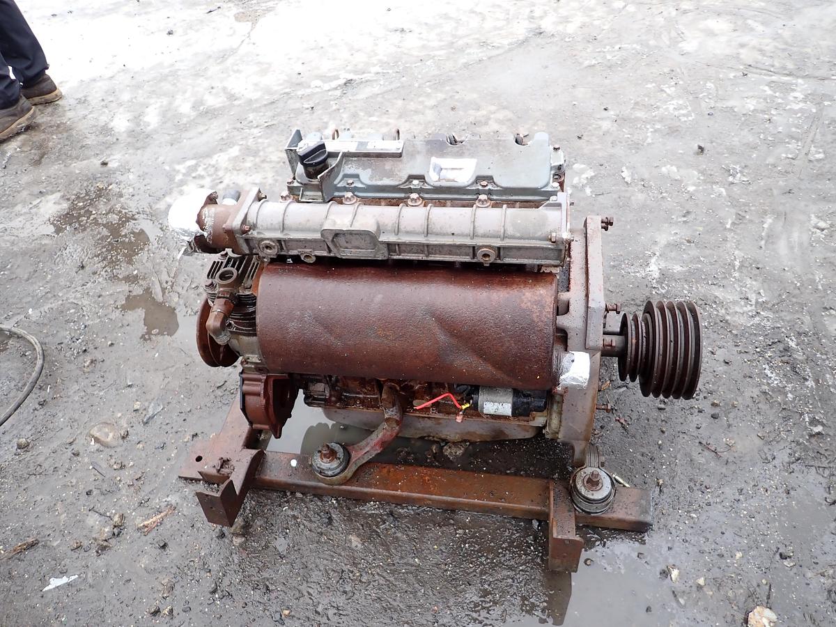Used DEUTZ F4M1011F Diesel Engine