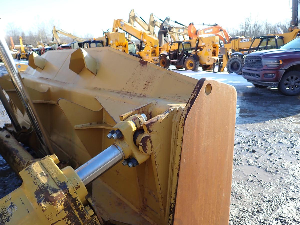 Used 2002 CAT D7R SERIES II Crawler Dozer