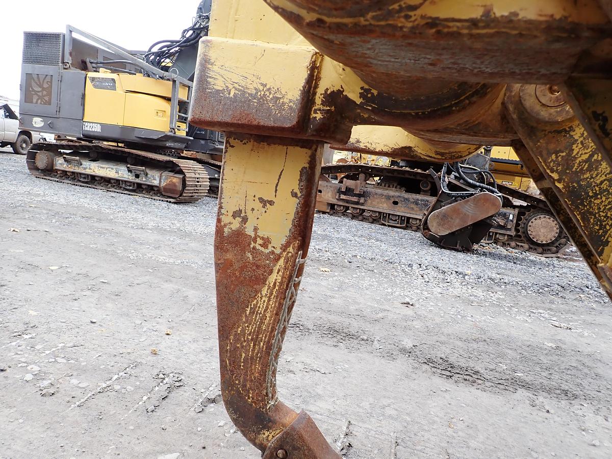 Used 1980 CAT D7G Crawler Dozer w/ RIPPER!