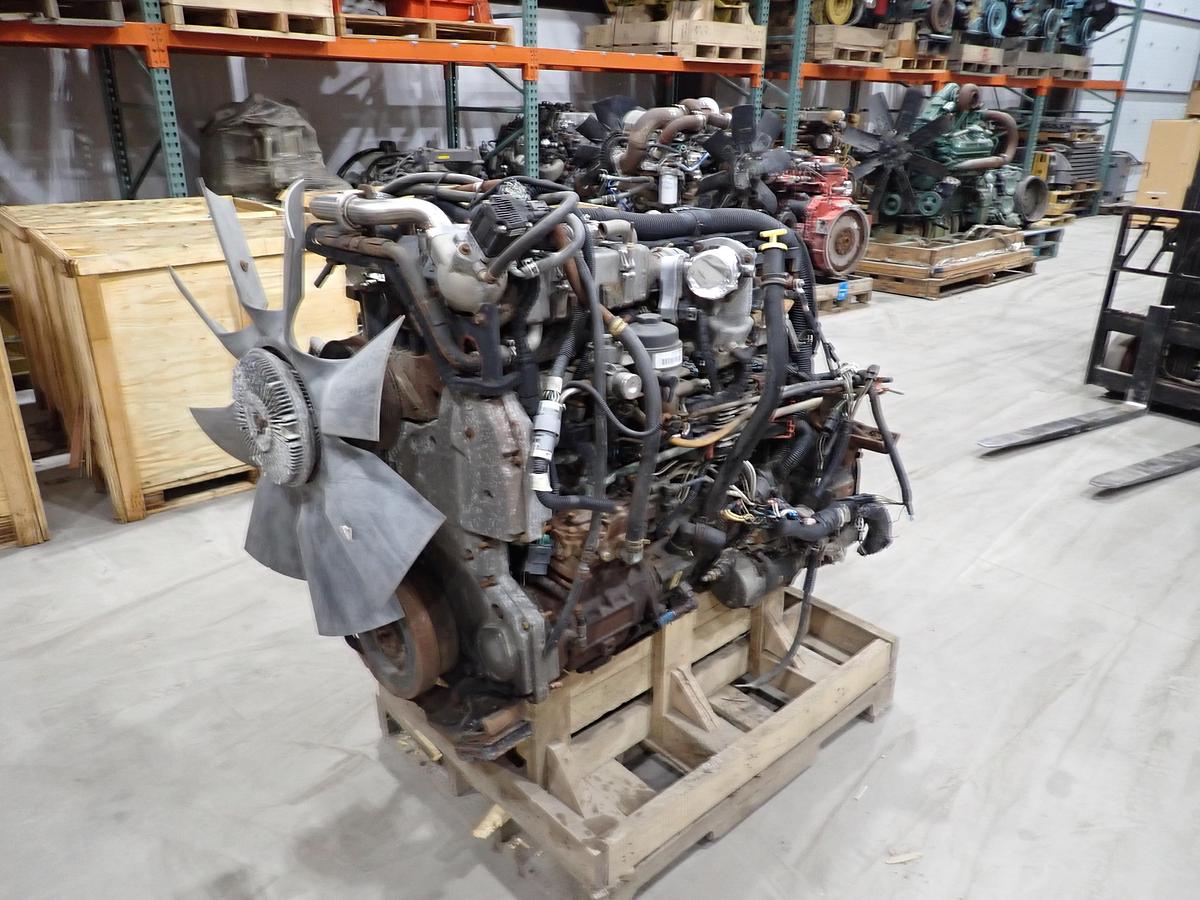 Used 2009 International Maxxforce DT Diesel Engine 210 HP