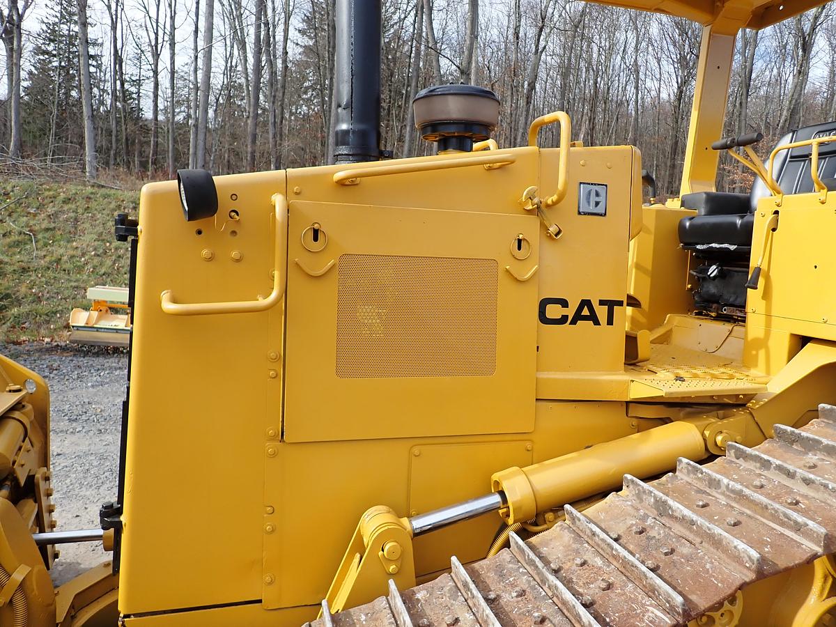 Used 1988 CAT D4H Series II Crawler Dozer