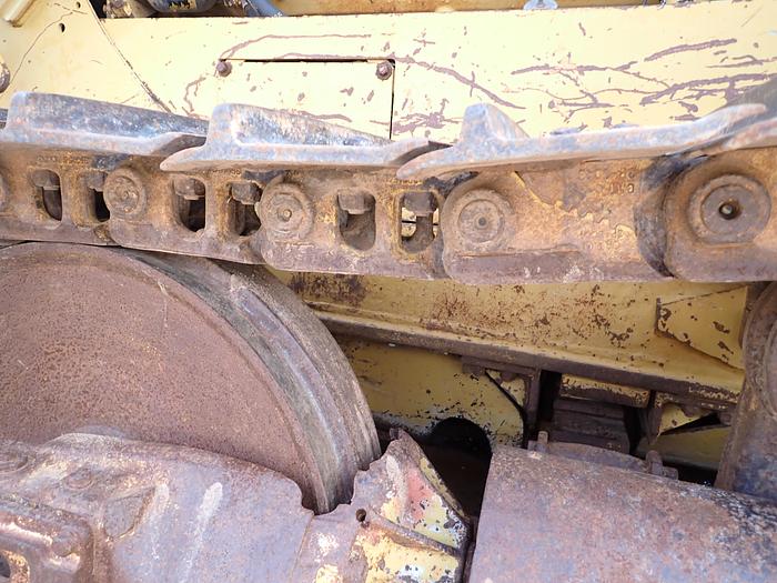 Used 1982 CAT D5B Crawler Dozer w/ CAB & WINCH 