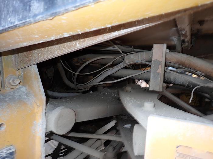 Used Dresser 530 Wheel Loader w/ FORKS & BUCKET