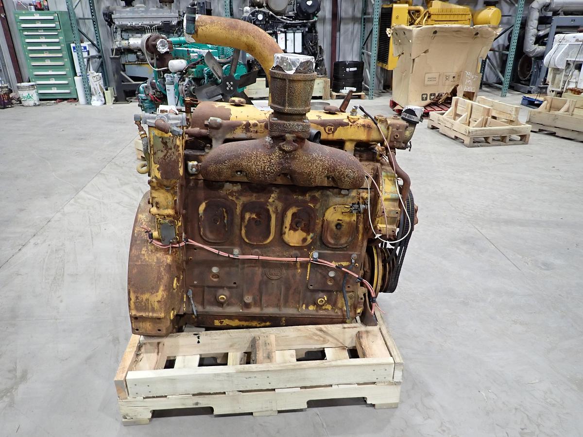Used Detroit Diesel 4-71 Engine RIGHT HAND EXHAUST 1043-5100
