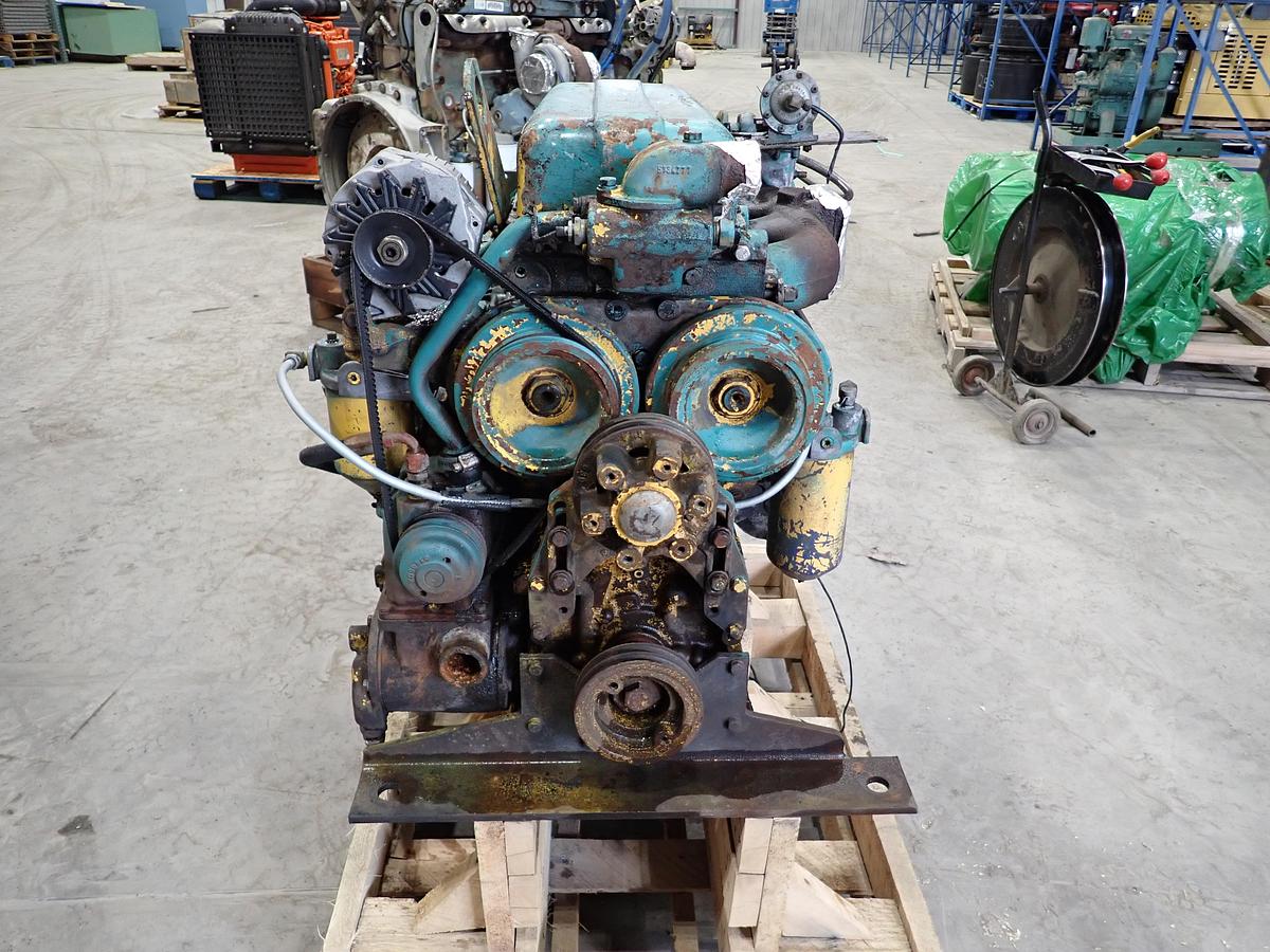 Used Detroit Diesel 4-53N Engine 5043-7001 LEFT HAND EXHAUST