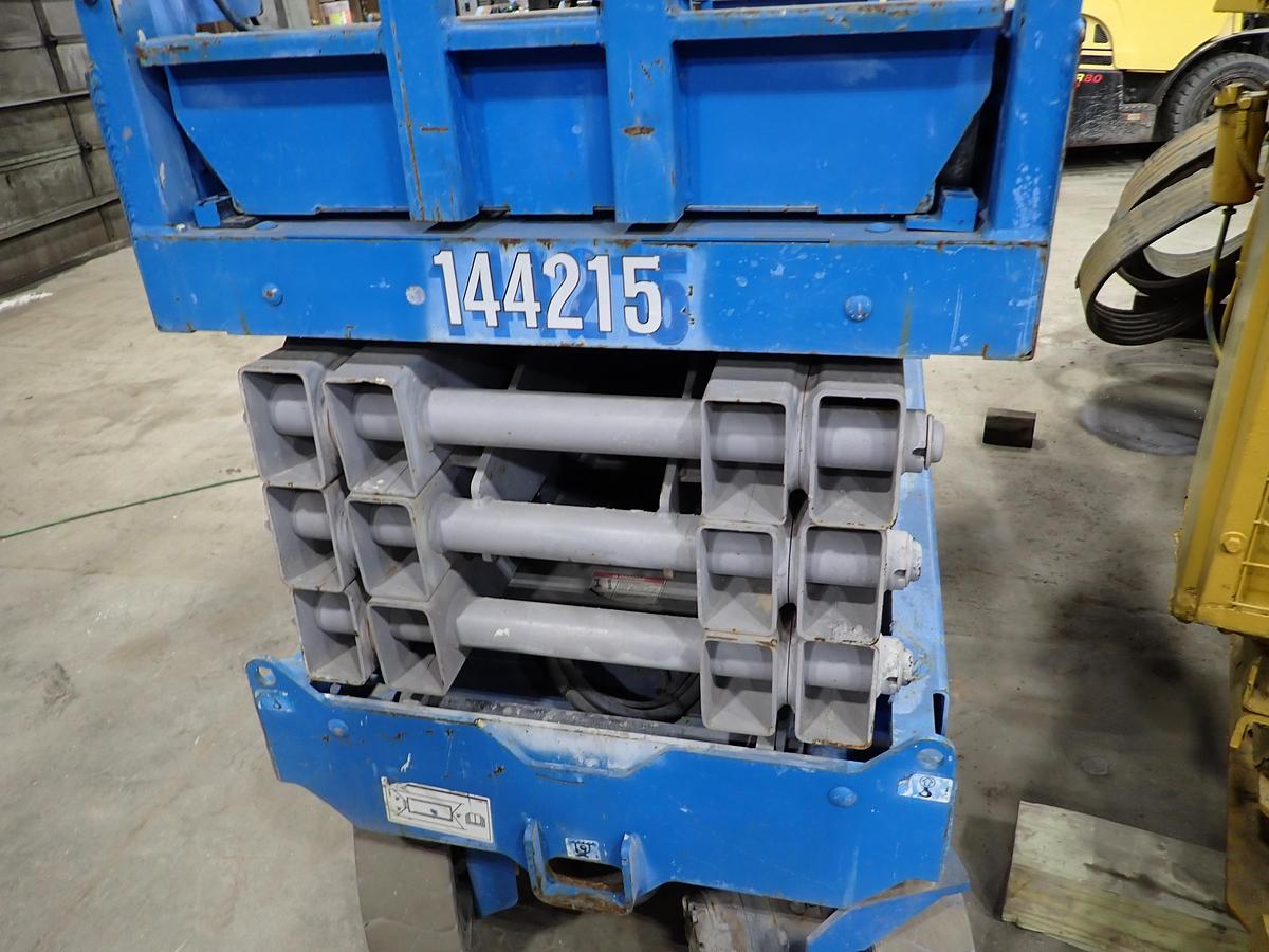 Used 2015 Genie GS2632