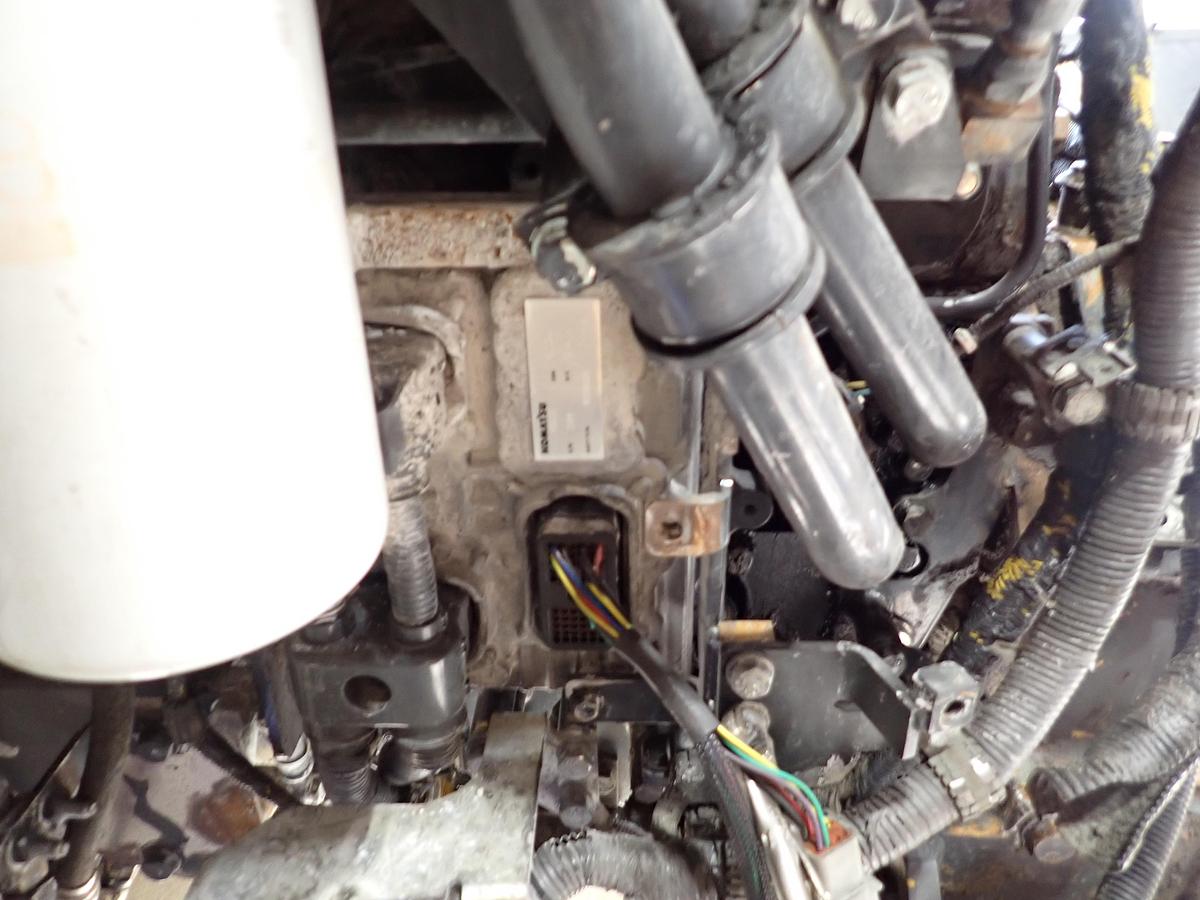 Used 2012 Komatsu SAA6D140E-6 Diesel Engine WA500-7 LOADER