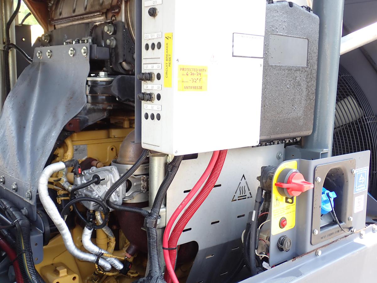 Used 2020 Atlas Copco XAS950CD8 950 CFM Air Compressor 842 HOURS