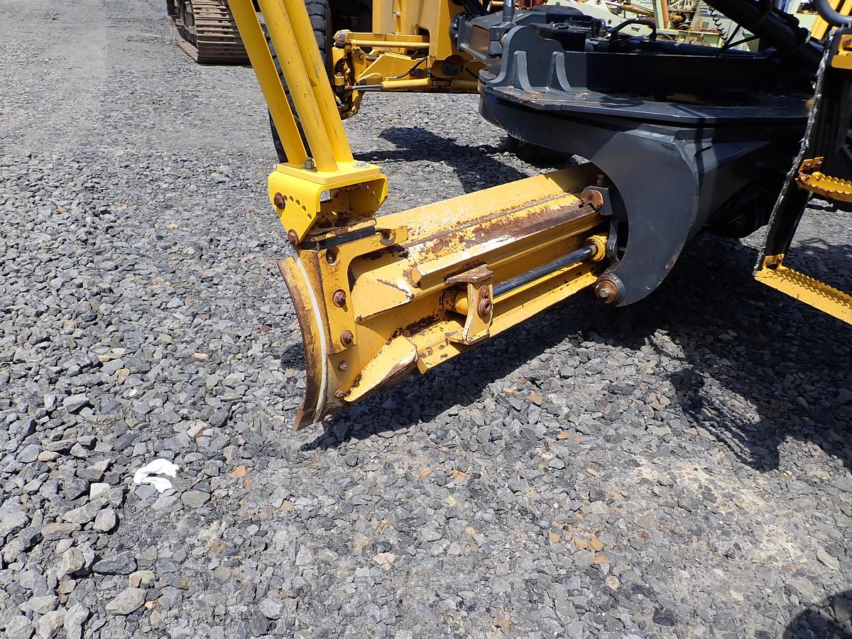 Used 2016 John Deere 772GP Motor Grader w/ GPS