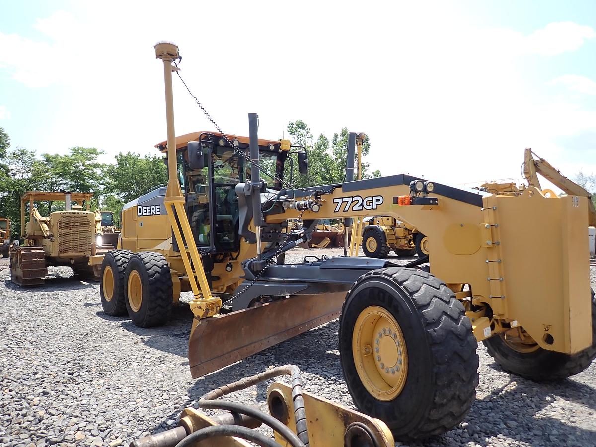 Used 2016 John Deere 772GP Motor Grader w/ GPS