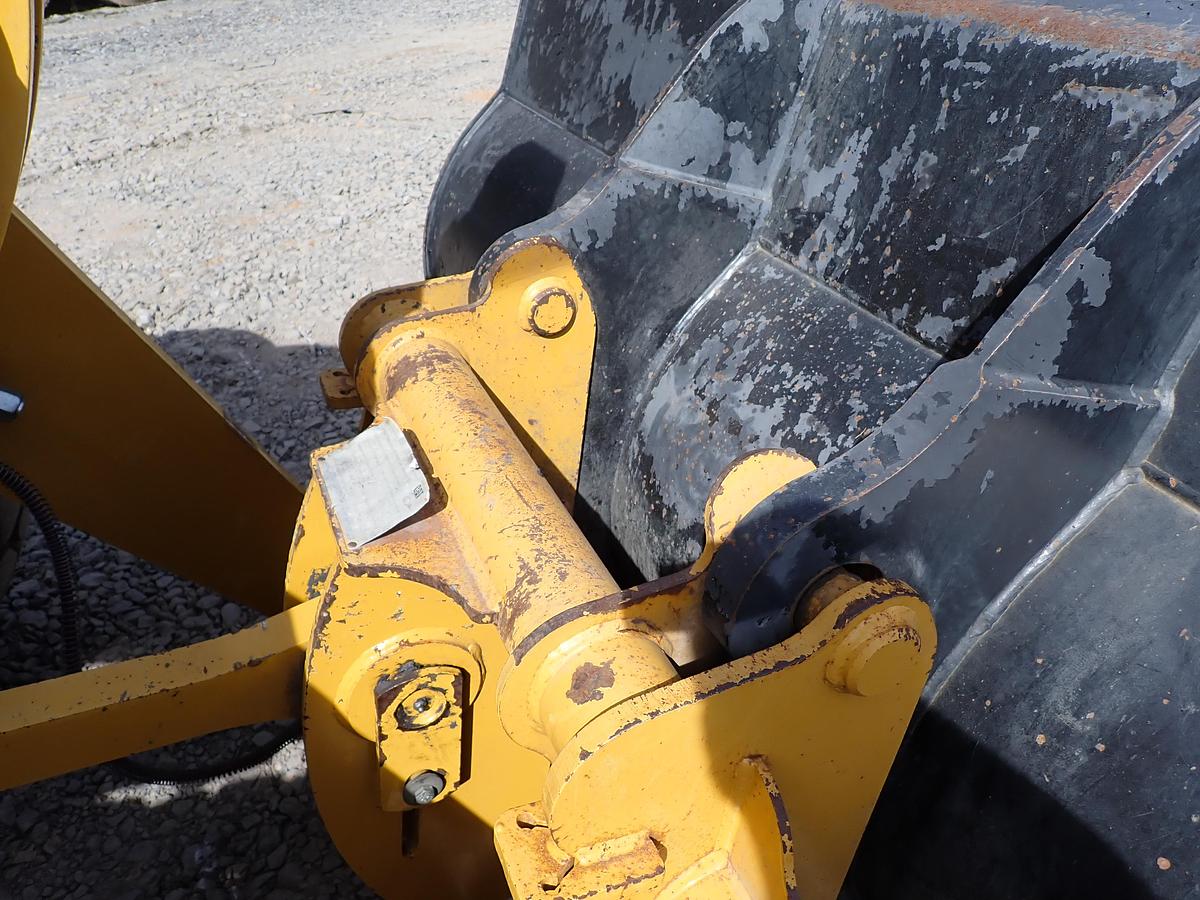 Used 2011 CAT 928HZ Wheel Loader 6000 HOURS! QUICK COUPLER