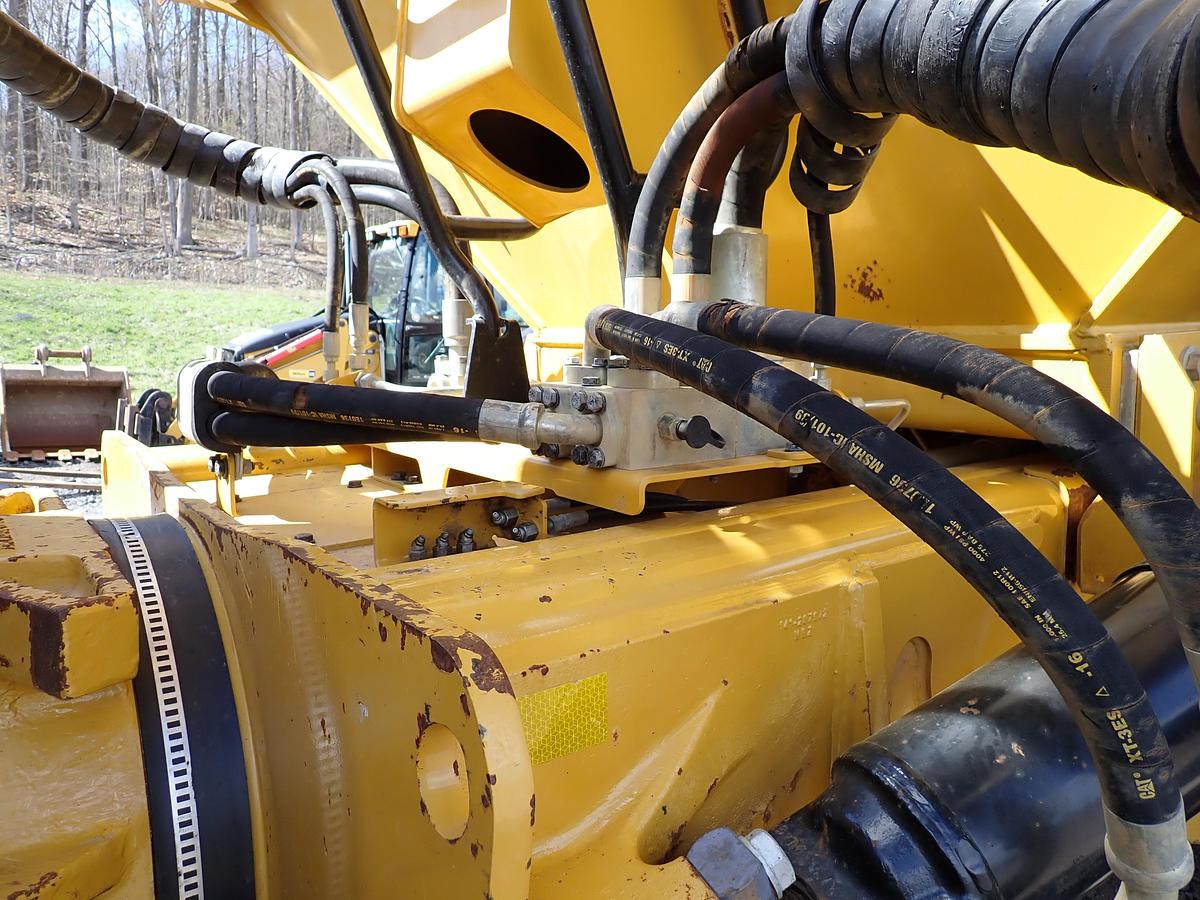 Used 2014 CAT 740B Articulated Truck